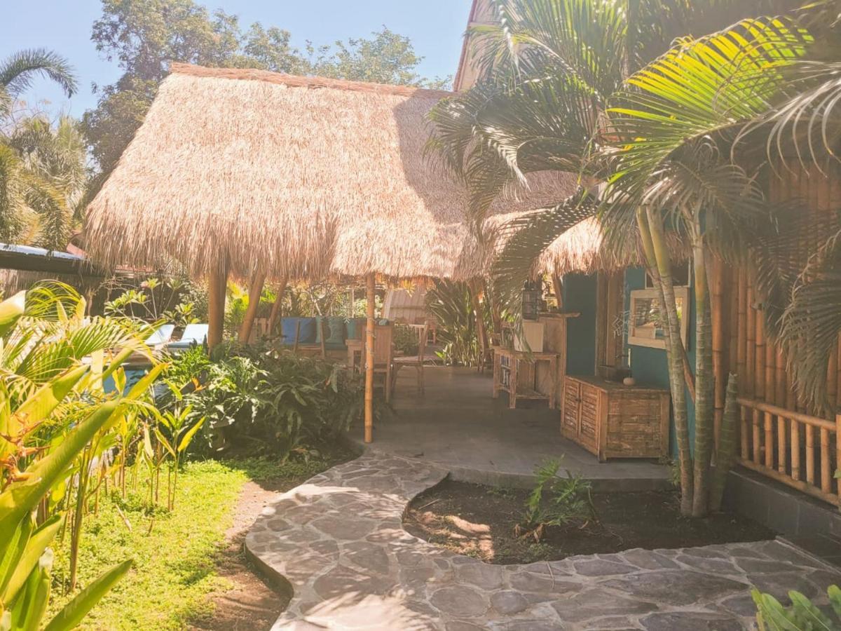 Отель Gili Matiki Гили-Эйр Экстерьер фото