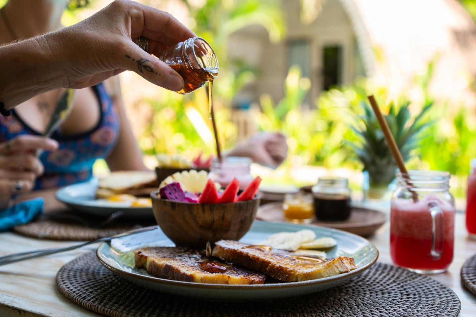 Отель Gili Matiki Гили-Эйр Экстерьер фото