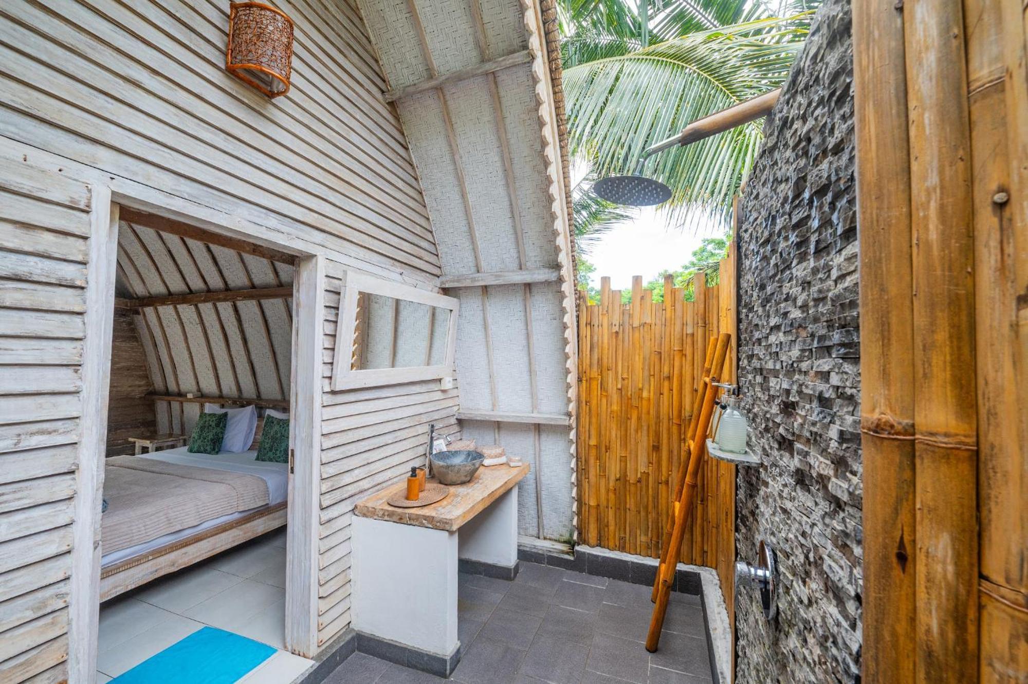 Отель Gili Matiki Гили-Эйр Экстерьер фото