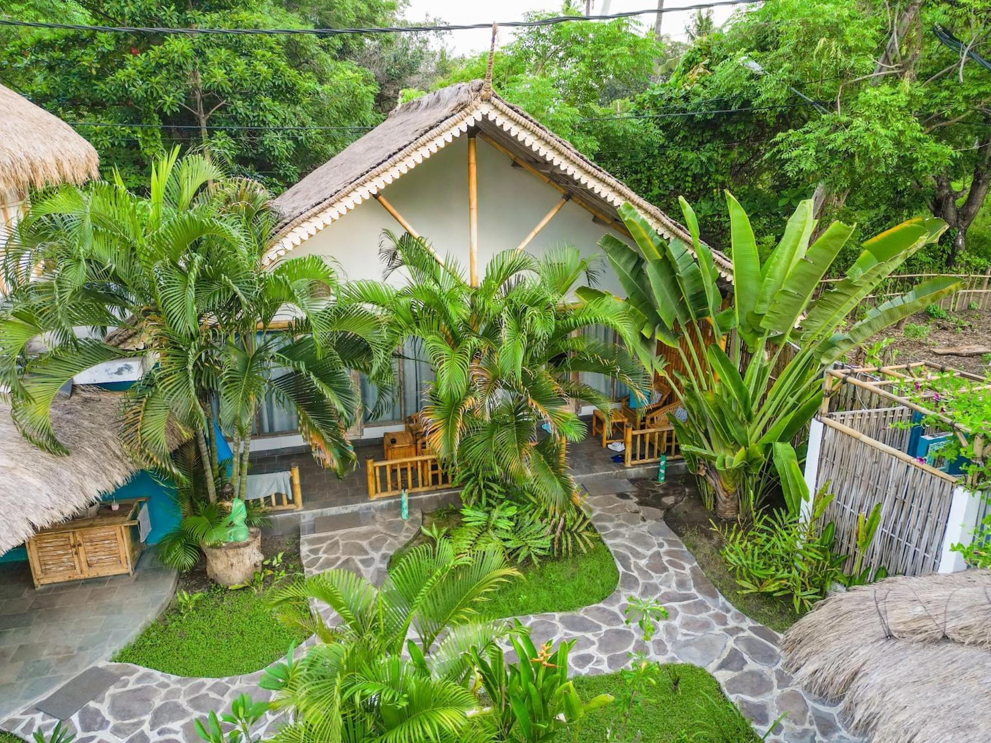 Отель Gili Matiki Гили-Эйр Экстерьер фото